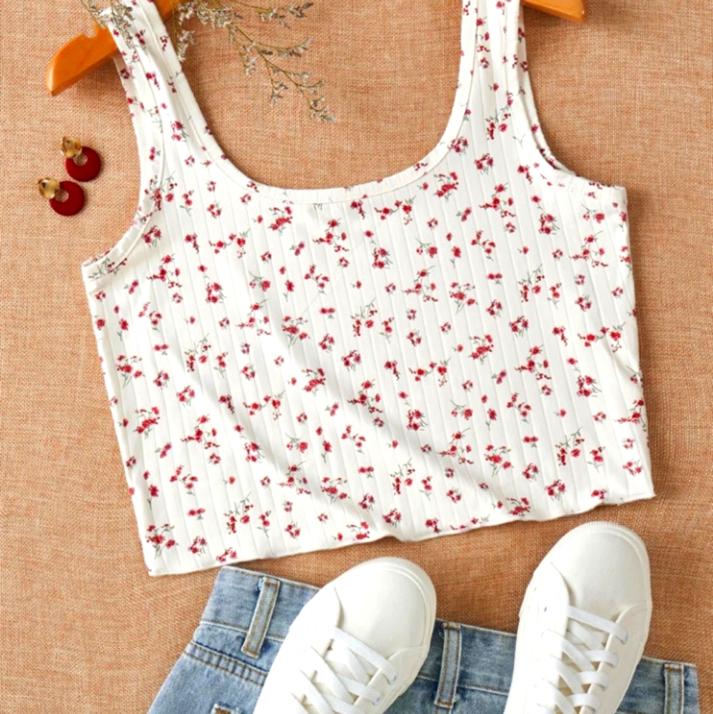 Floral crop tank top